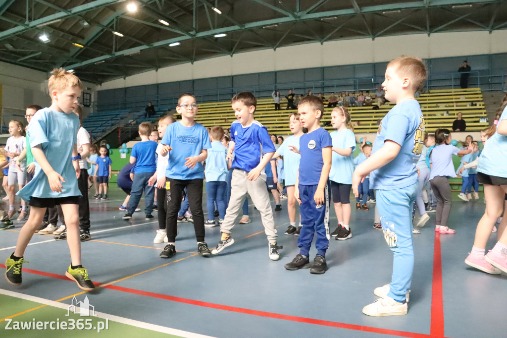 Fotorelacja I: Niebieskie Igrzyska zorganizowane przez SP4 w Zawierciu