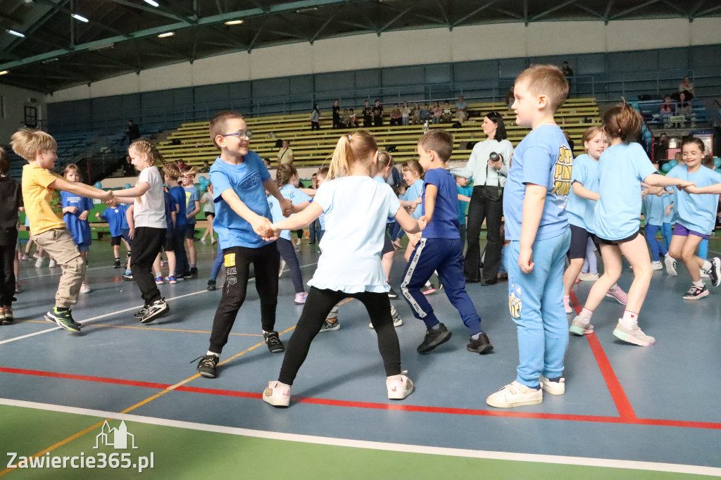 Fotorelacja I: Niebieskie Igrzyska zorganizowane przez SP4 w Zawierciu