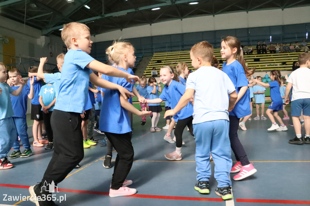 Fotorelacja I: Niebieskie Igrzyska zorganizowane przez SP4 w Zawierciu
