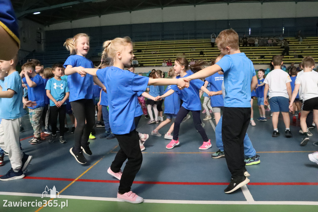 Fotorelacja I: Niebieskie Igrzyska zorganizowane przez SP4 w Zawierciu