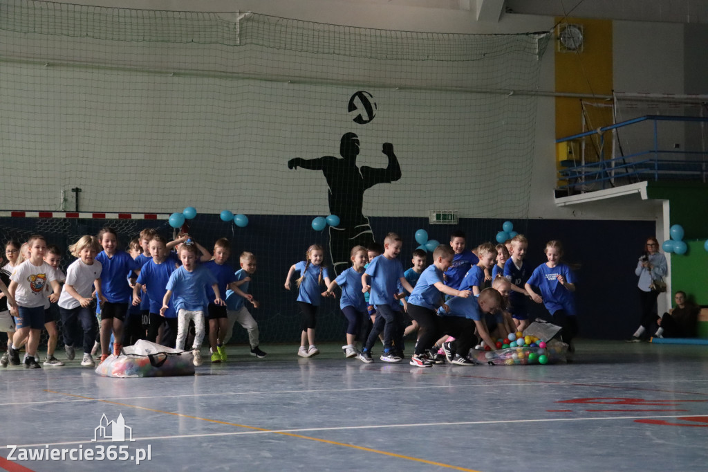 Fotorelacja I: Niebieskie Igrzyska zorganizowane przez SP4 w Zawierciu