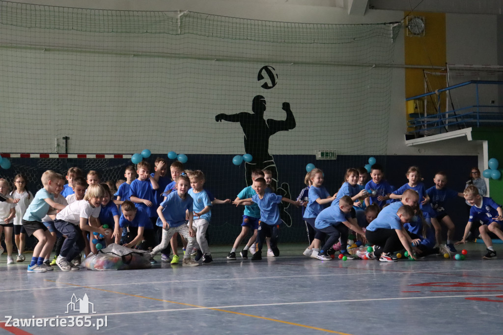 Fotorelacja I: Niebieskie Igrzyska zorganizowane przez SP4 w Zawierciu