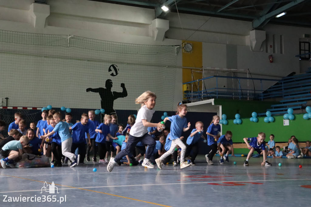 Fotorelacja I: Niebieskie Igrzyska zorganizowane przez SP4 w Zawierciu