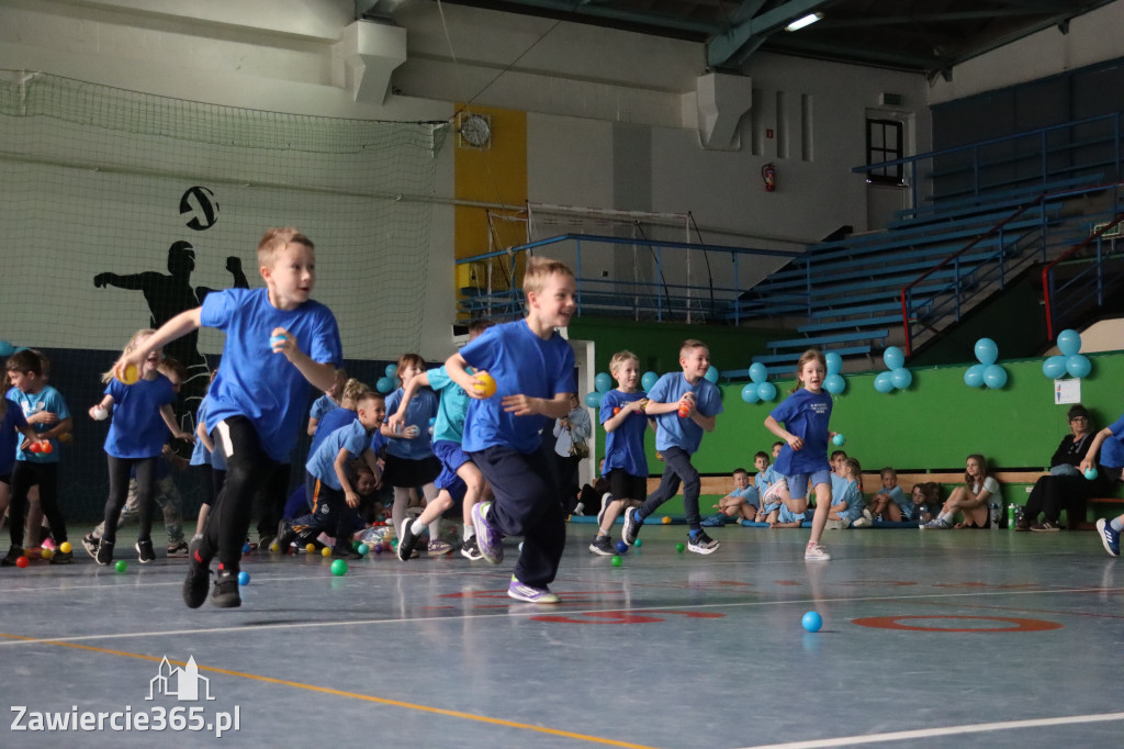 Fotorelacja I: Niebieskie Igrzyska zorganizowane przez SP4 w Zawierciu