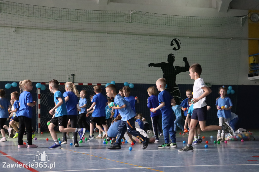 Fotorelacja I: Niebieskie Igrzyska zorganizowane przez SP4 w Zawierciu