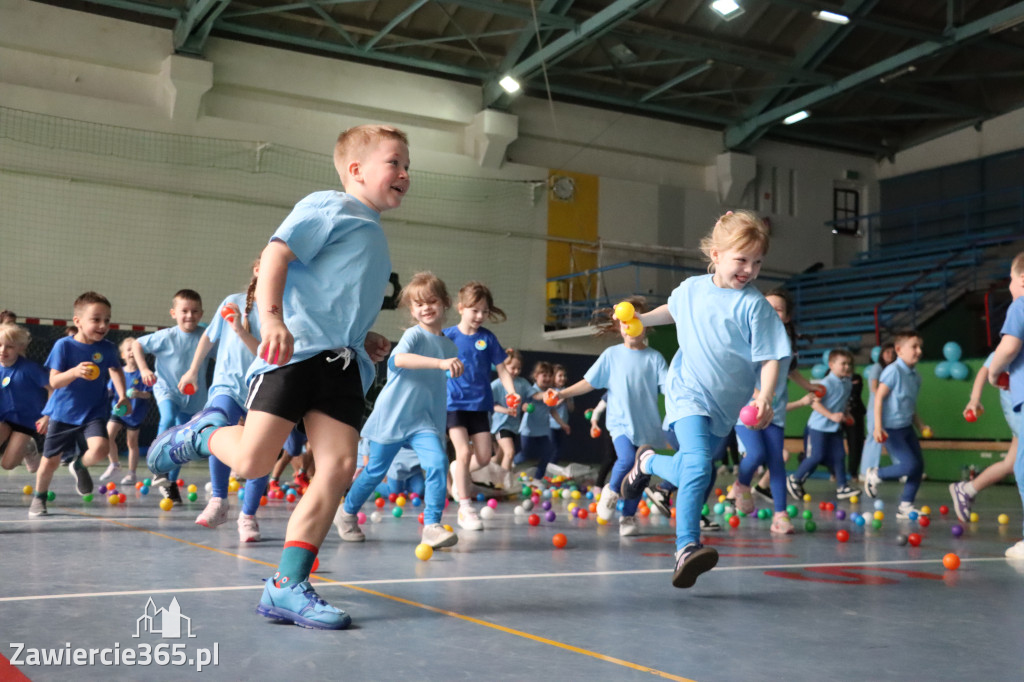 Fotorelacja I: Niebieskie Igrzyska zorganizowane przez SP4 w Zawierciu