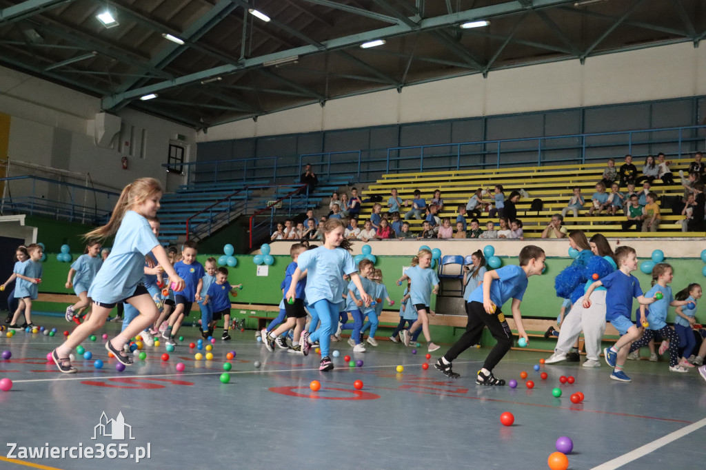 Fotorelacja I: Niebieskie Igrzyska zorganizowane przez SP4 w Zawierciu