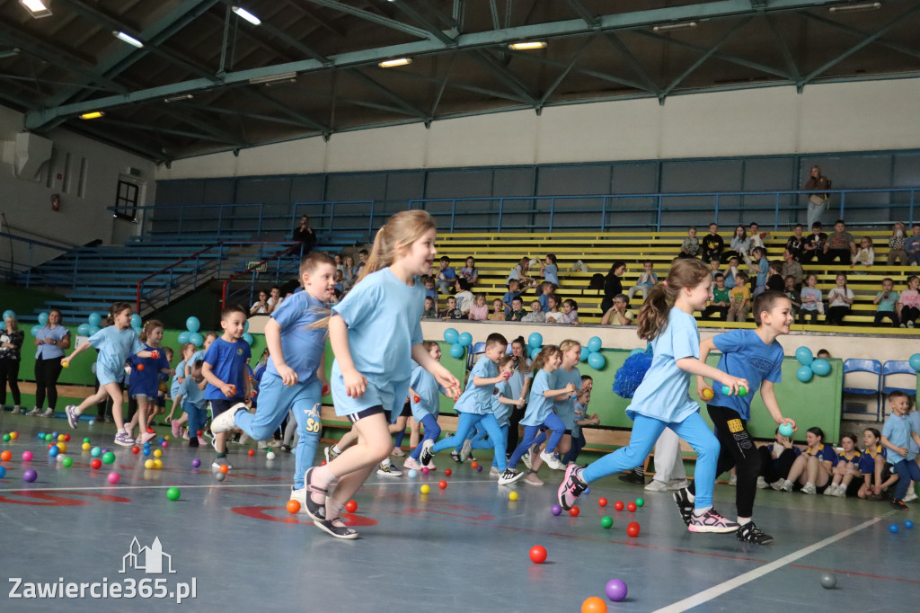 Fotorelacja I: Niebieskie Igrzyska zorganizowane przez SP4 w Zawierciu