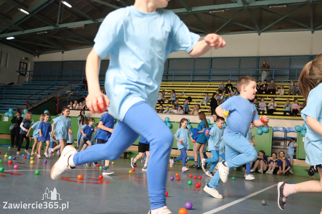 Fotorelacja I: Niebieskie Igrzyska zorganizowane przez SP4 w Zawierciu