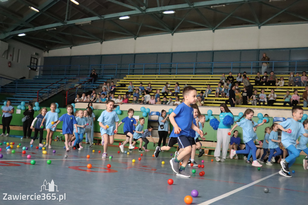Fotorelacja I: Niebieskie Igrzyska zorganizowane przez SP4 w Zawierciu