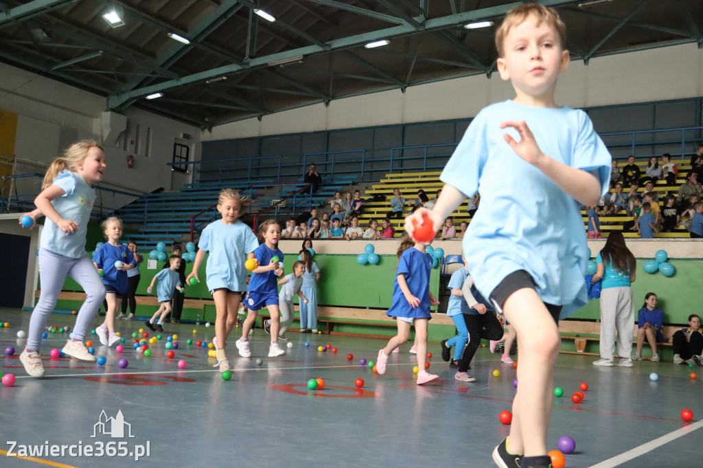 Fotorelacja I: Niebieskie Igrzyska zorganizowane przez SP4 w Zawierciu