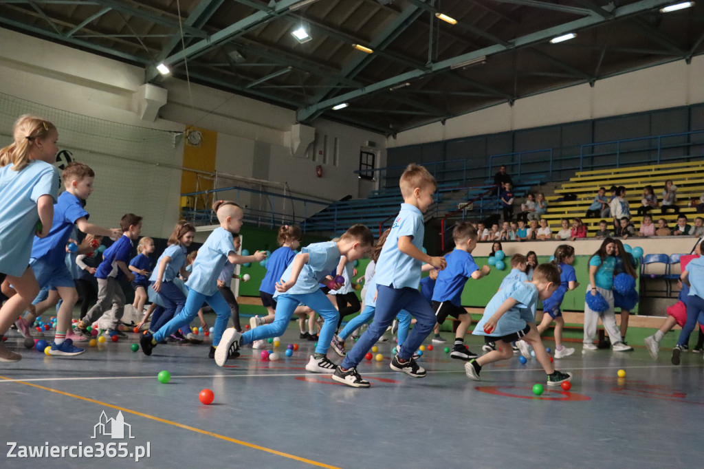 Fotorelacja I: Niebieskie Igrzyska zorganizowane przez SP4 w Zawierciu
