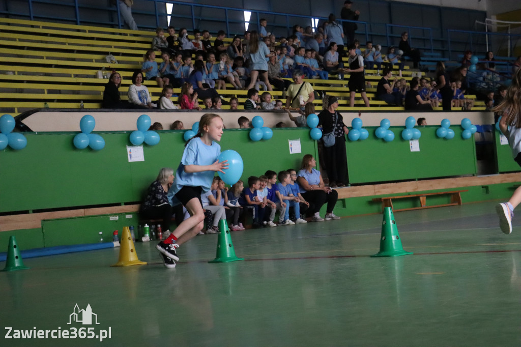 Fotorelacja I: Niebieskie Igrzyska zorganizowane przez SP4 w Zawierciu