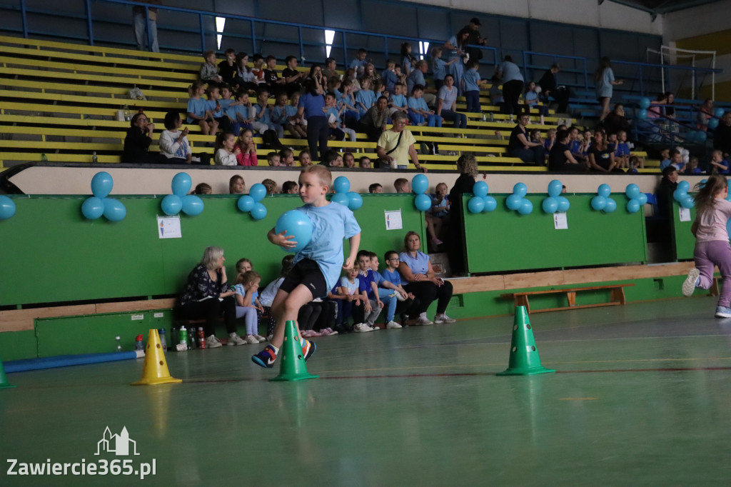 Fotorelacja I: Niebieskie Igrzyska zorganizowane przez SP4 w Zawierciu
