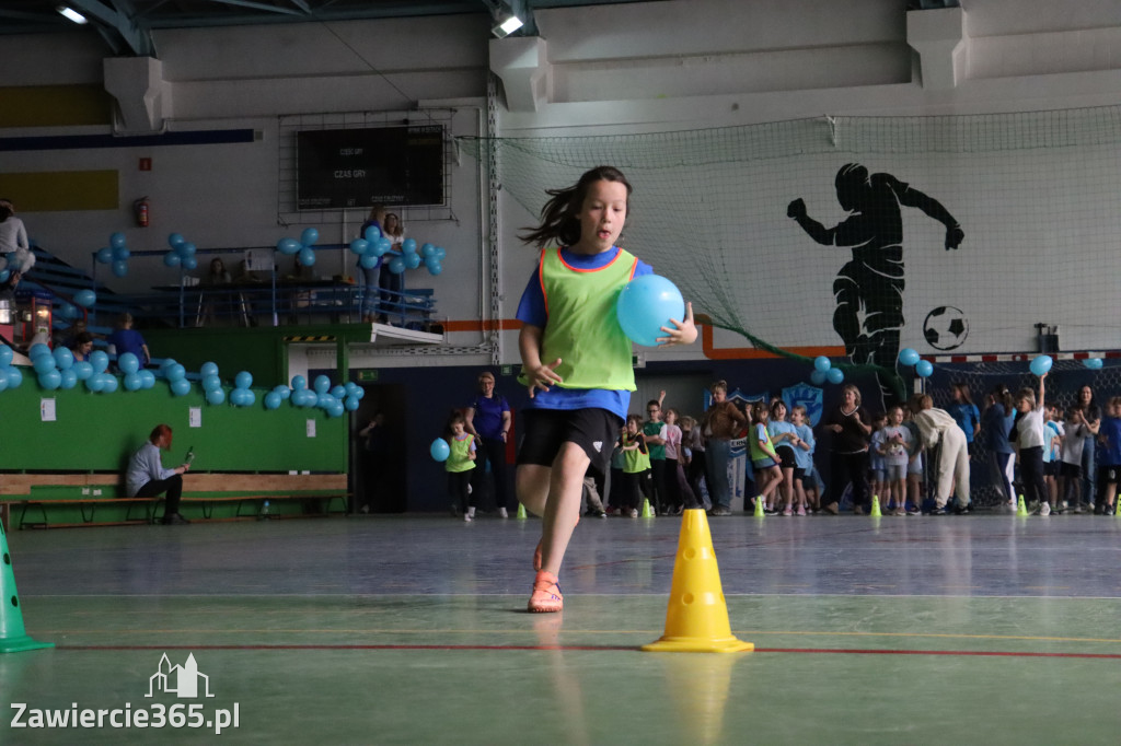 Fotorelacja I: Niebieskie Igrzyska zorganizowane przez SP4 w Zawierciu
