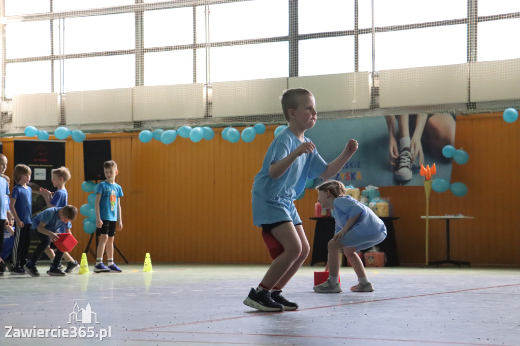 Fotorelacja I: Niebieskie Igrzyska zorganizowane przez SP4 w Zawierciu