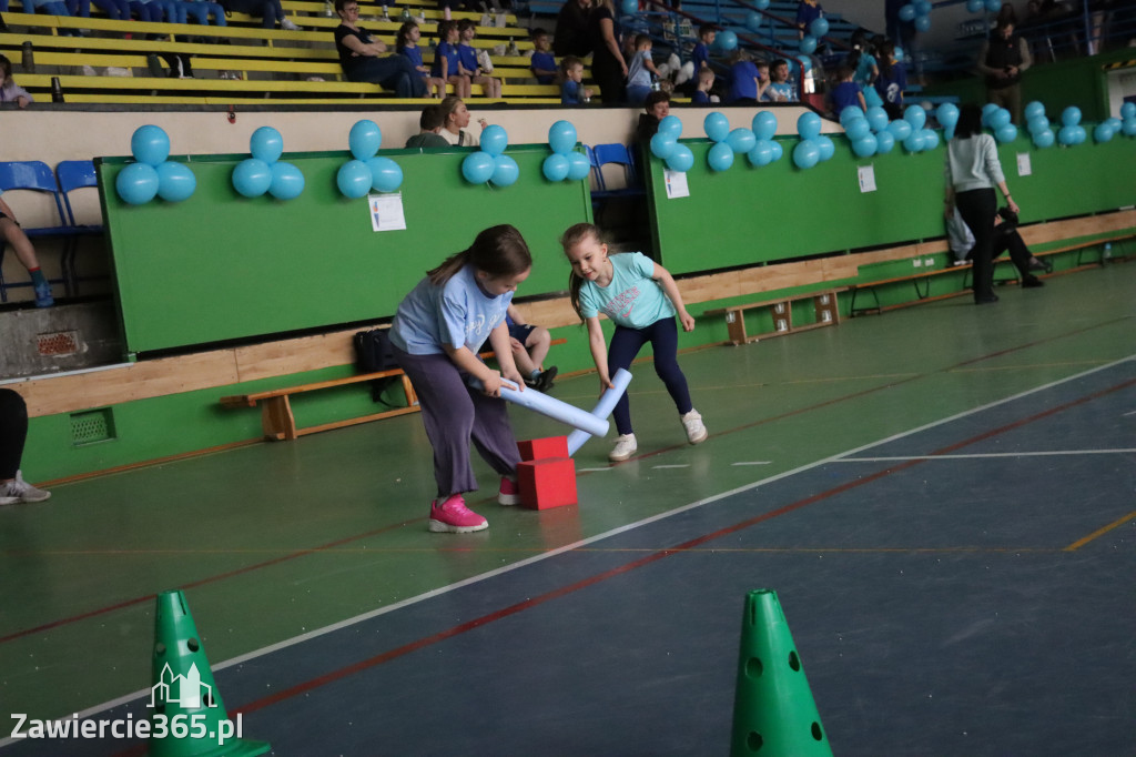 Fotorelacja I: Niebieskie Igrzyska zorganizowane przez SP4 w Zawierciu