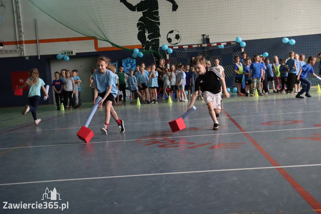 Fotorelacja I: Niebieskie Igrzyska zorganizowane przez SP4 w Zawierciu