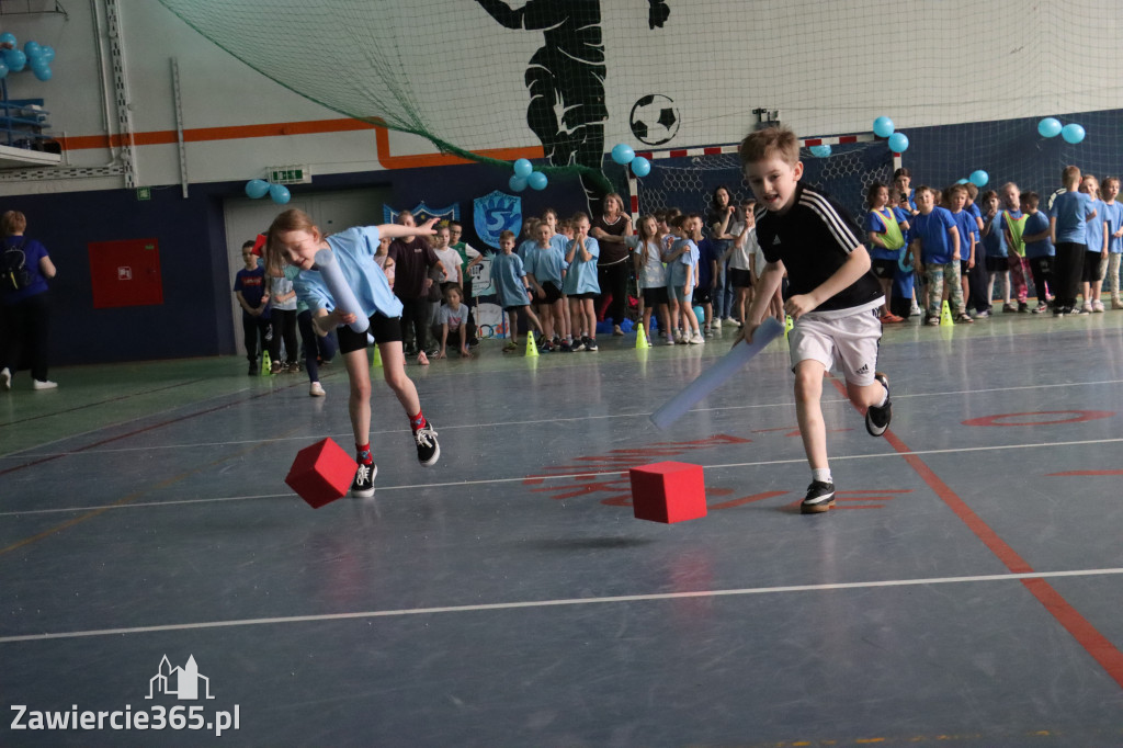 Fotorelacja I: Niebieskie Igrzyska zorganizowane przez SP4 w Zawierciu