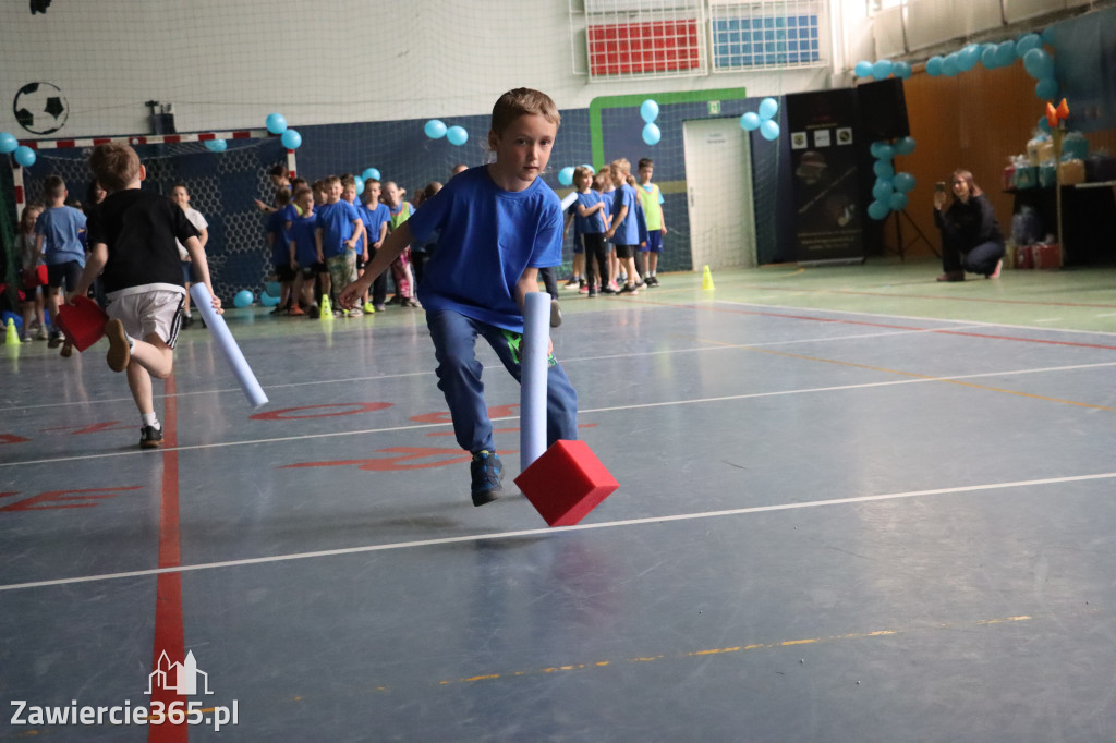 Fotorelacja I: Niebieskie Igrzyska zorganizowane przez SP4 w Zawierciu
