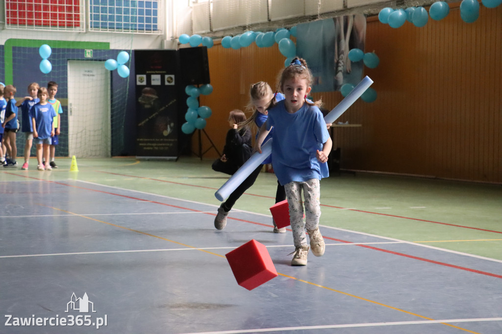 Fotorelacja I: Niebieskie Igrzyska zorganizowane przez SP4 w Zawierciu