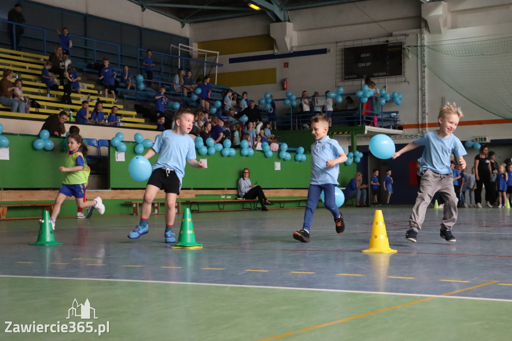 Fotorelacja II: Niebieskie Igrzyska zorganizowane przez SP4 w Zawierciu