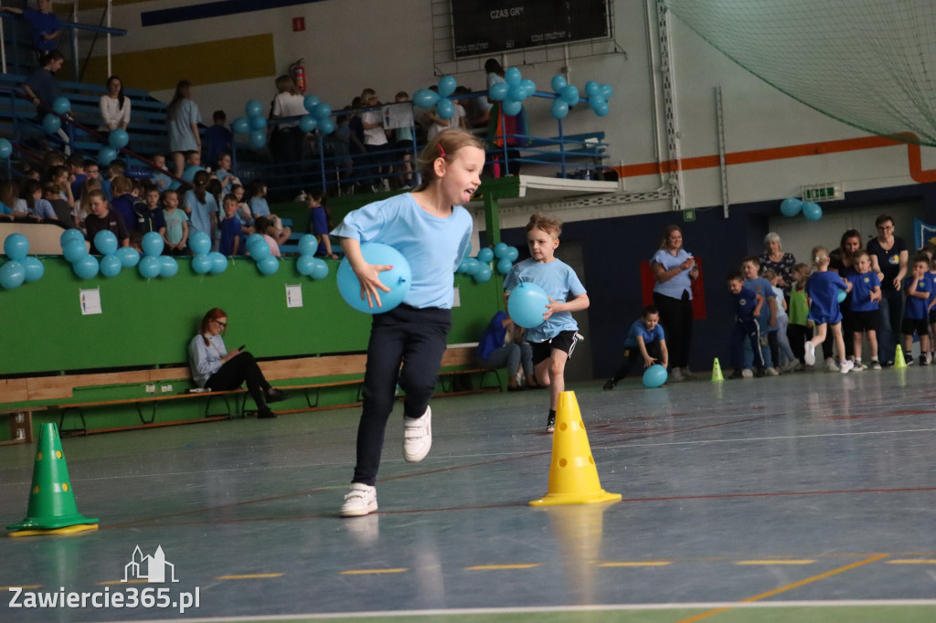 Fotorelacja II: Niebieskie Igrzyska zorganizowane przez SP4 w Zawierciu