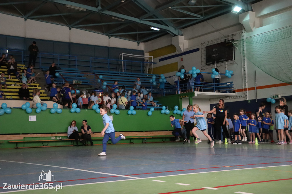 Fotorelacja II: Niebieskie Igrzyska zorganizowane przez SP4 w Zawierciu