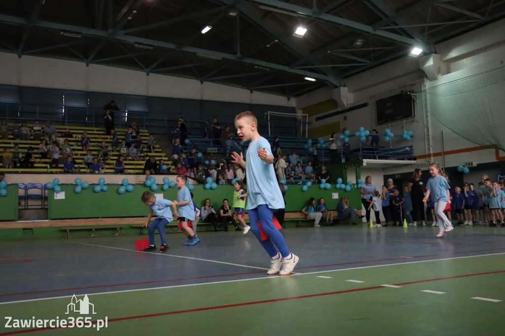 Fotorelacja II: Niebieskie Igrzyska zorganizowane przez SP4 w Zawierciu