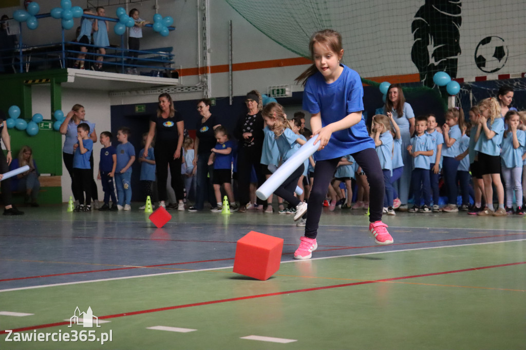 Fotorelacja II: Niebieskie Igrzyska zorganizowane przez SP4 w Zawierciu