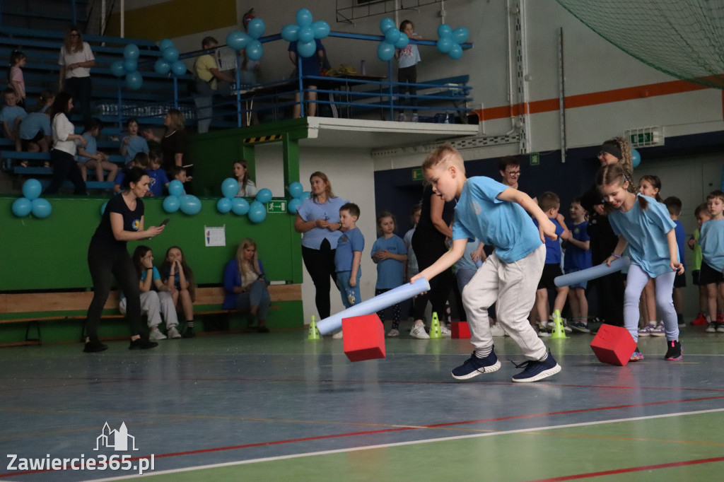 Fotorelacja II: Niebieskie Igrzyska zorganizowane przez SP4 w Zawierciu