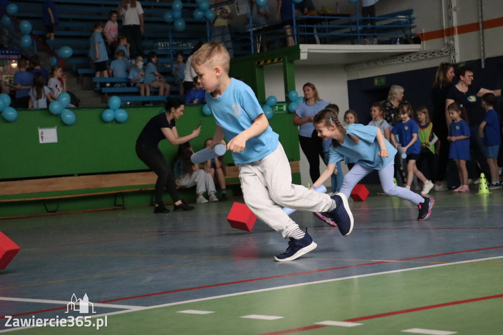 Fotorelacja II: Niebieskie Igrzyska zorganizowane przez SP4 w Zawierciu