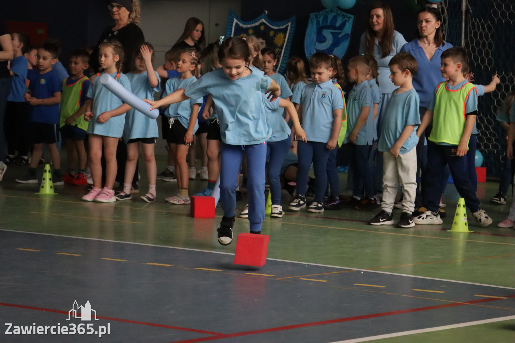Fotorelacja II: Niebieskie Igrzyska zorganizowane przez SP4 w Zawierciu
