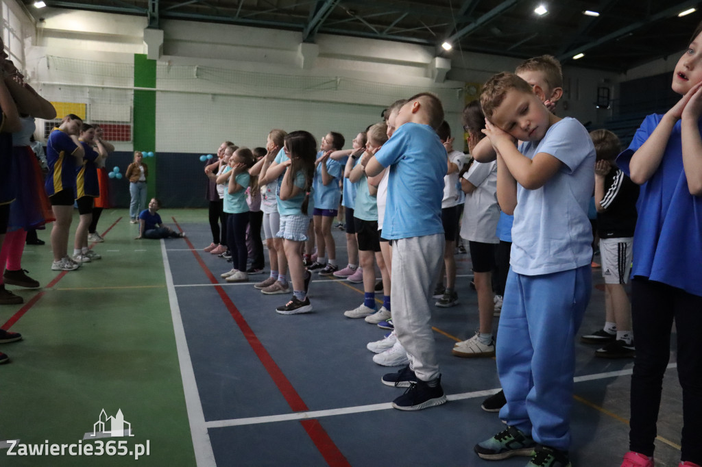 Fotorelacja II: Niebieskie Igrzyska zorganizowane przez SP4 w Zawierciu