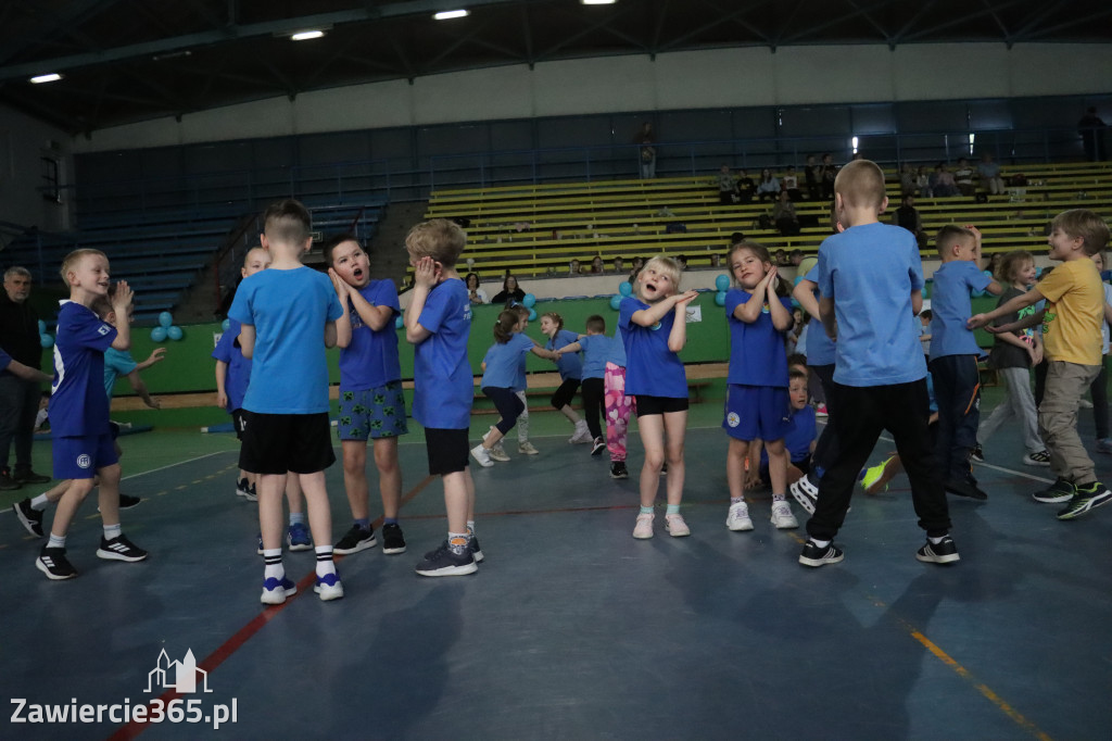 Fotorelacja II: Niebieskie Igrzyska zorganizowane przez SP4 w Zawierciu