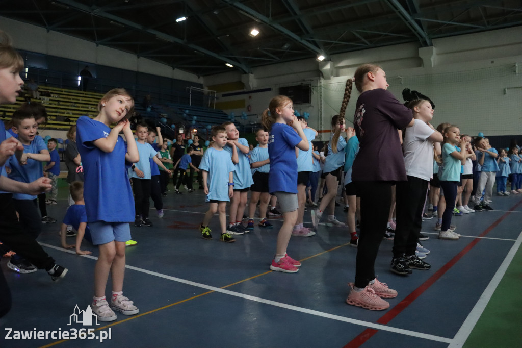 Fotorelacja II: Niebieskie Igrzyska zorganizowane przez SP4 w Zawierciu