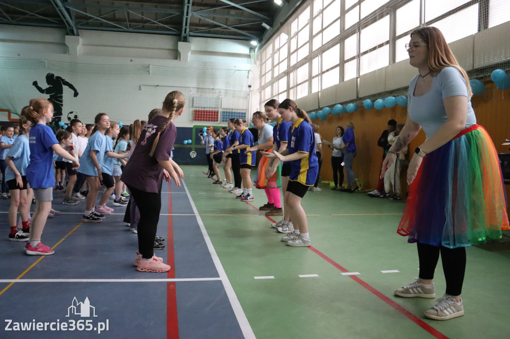 Fotorelacja II: Niebieskie Igrzyska zorganizowane przez SP4 w Zawierciu