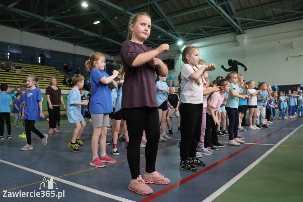 Fotorelacja II: Niebieskie Igrzyska zorganizowane przez SP4 w Zawierciu