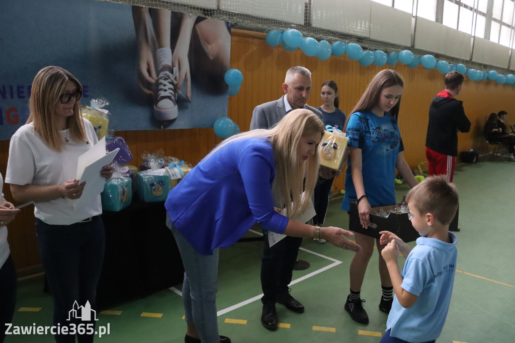 Fotorelacja II: Niebieskie Igrzyska zorganizowane przez SP4 w Zawierciu