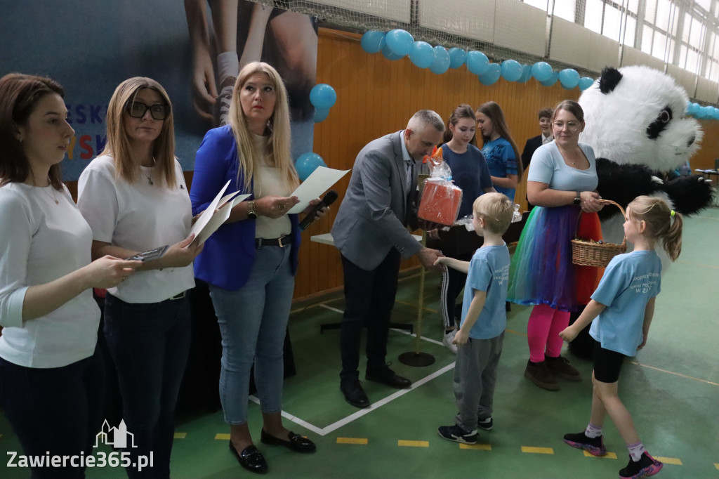 Fotorelacja II: Niebieskie Igrzyska zorganizowane przez SP4 w Zawierciu