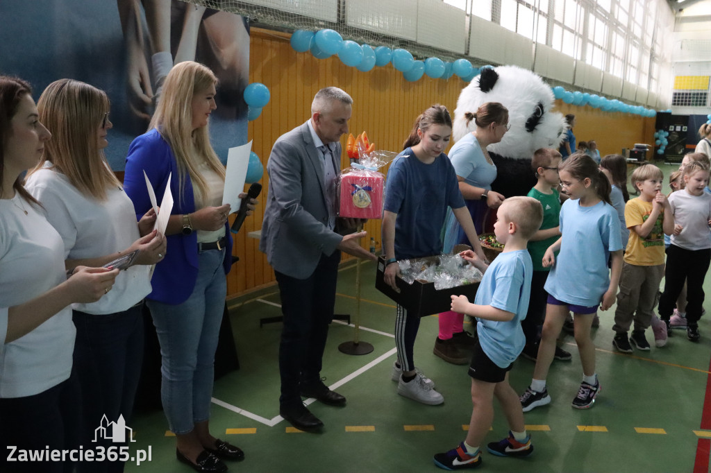 Fotorelacja II: Niebieskie Igrzyska zorganizowane przez SP4 w Zawierciu