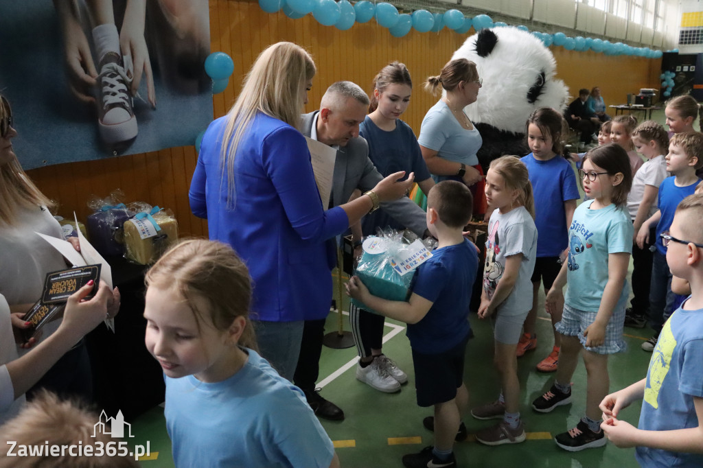 Fotorelacja II: Niebieskie Igrzyska zorganizowane przez SP4 w Zawierciu