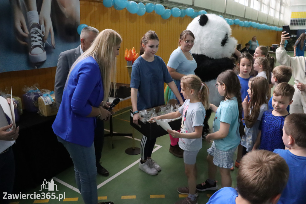 Fotorelacja II: Niebieskie Igrzyska zorganizowane przez SP4 w Zawierciu