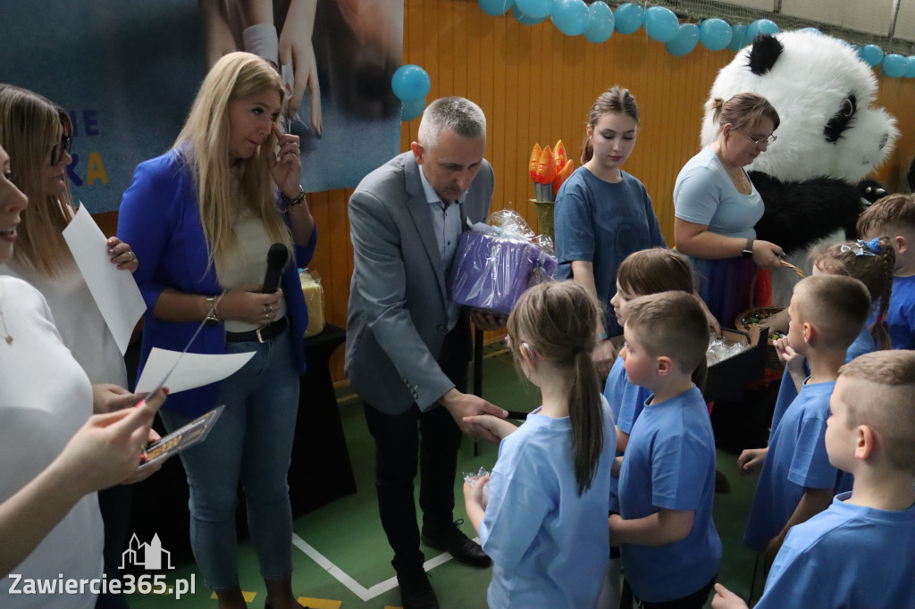 Fotorelacja II: Niebieskie Igrzyska zorganizowane przez SP4 w Zawierciu