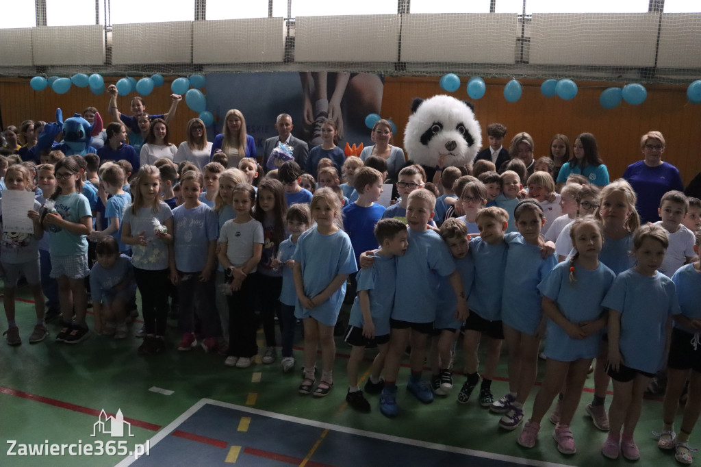 Fotorelacja II: Niebieskie Igrzyska zorganizowane przez SP4 w Zawierciu