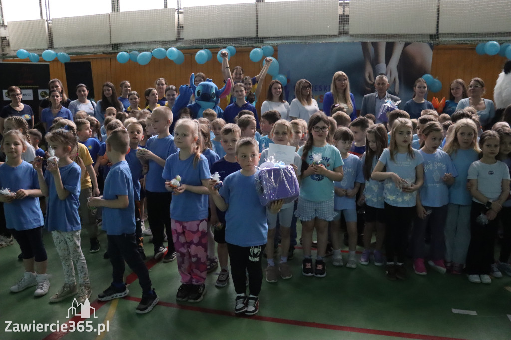 Fotorelacja II: Niebieskie Igrzyska zorganizowane przez SP4 w Zawierciu