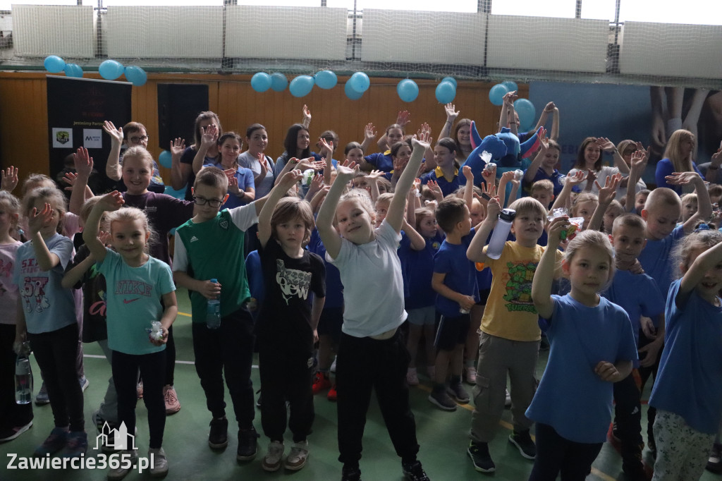 Fotorelacja II: Niebieskie Igrzyska zorganizowane przez SP4 w Zawierciu