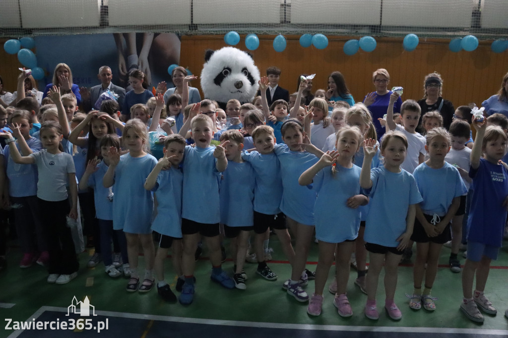 Fotorelacja II: Niebieskie Igrzyska zorganizowane przez SP4 w Zawierciu