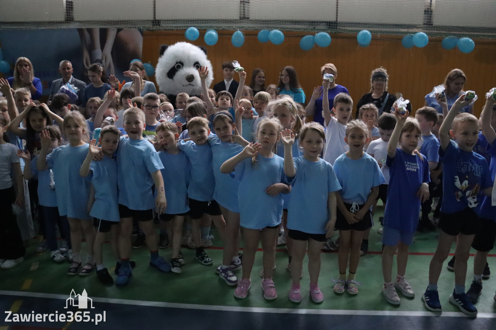 Fotorelacja II: Niebieskie Igrzyska zorganizowane przez SP4 w Zawierciu