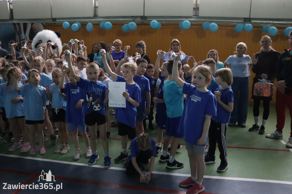 Fotorelacja II: Niebieskie Igrzyska zorganizowane przez SP4 w Zawierciu